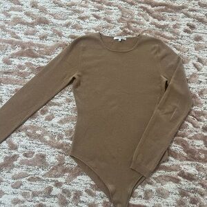 Carven Cashmere Knit Long Sleeve Bodysuit – Camel – Size M